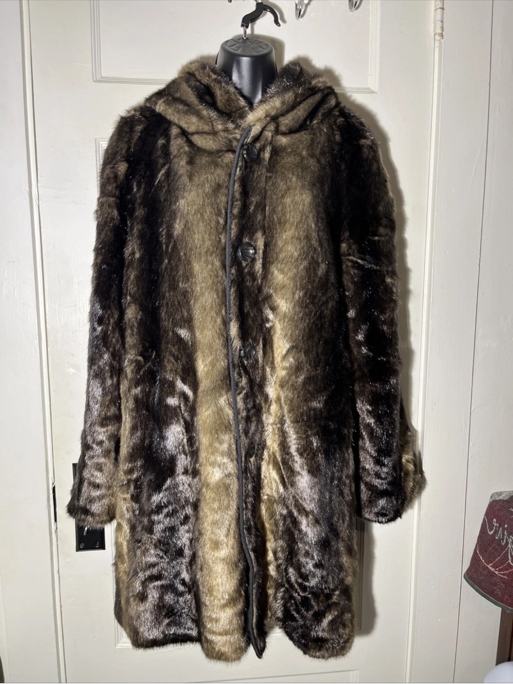Women’s Faux Fur Coat Size XL Platinum Brown & Black Reversible Hooded